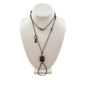 Silpada N1940 Labradorite Boho Hammered Sterling Silver On Leather Necklace 32”